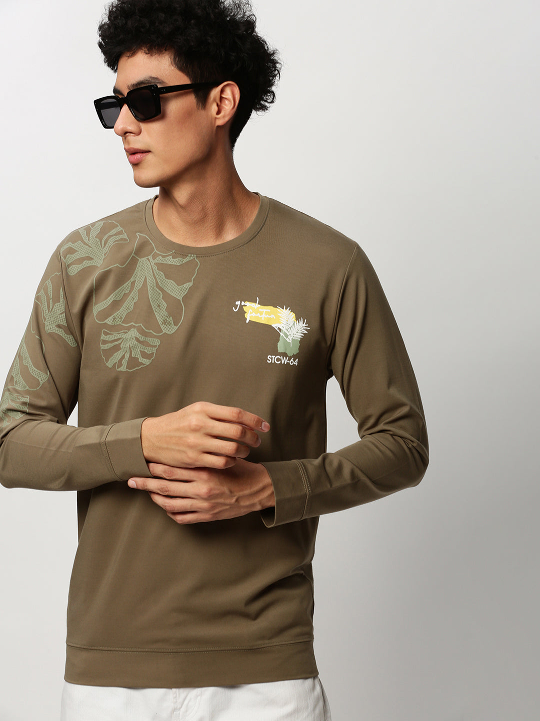 Men's Olive Graphic Printed Round Neck Cotton Pullover
